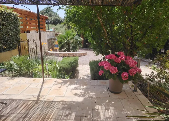 Villa Xanadu